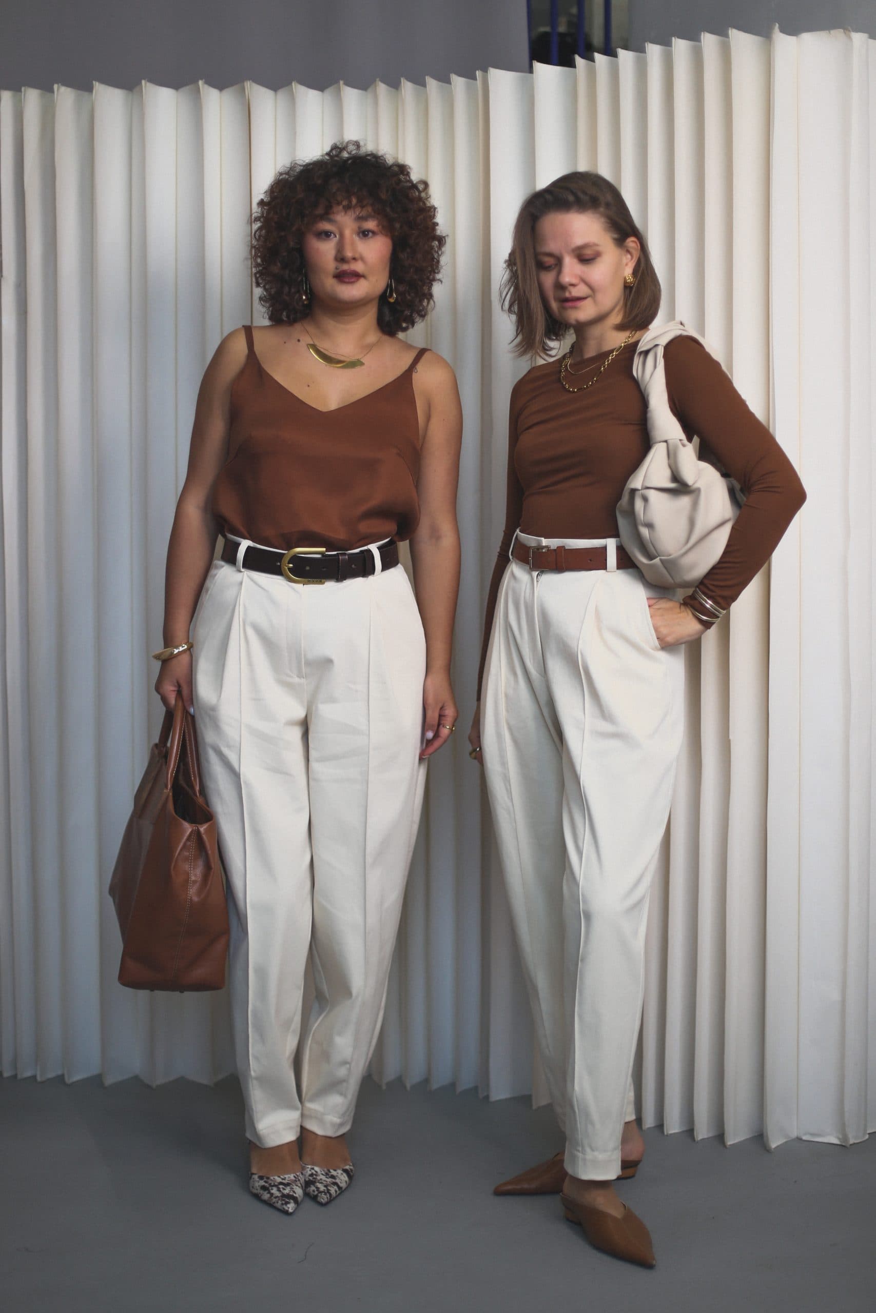 Джинсы-Бананы из денима с эластаном