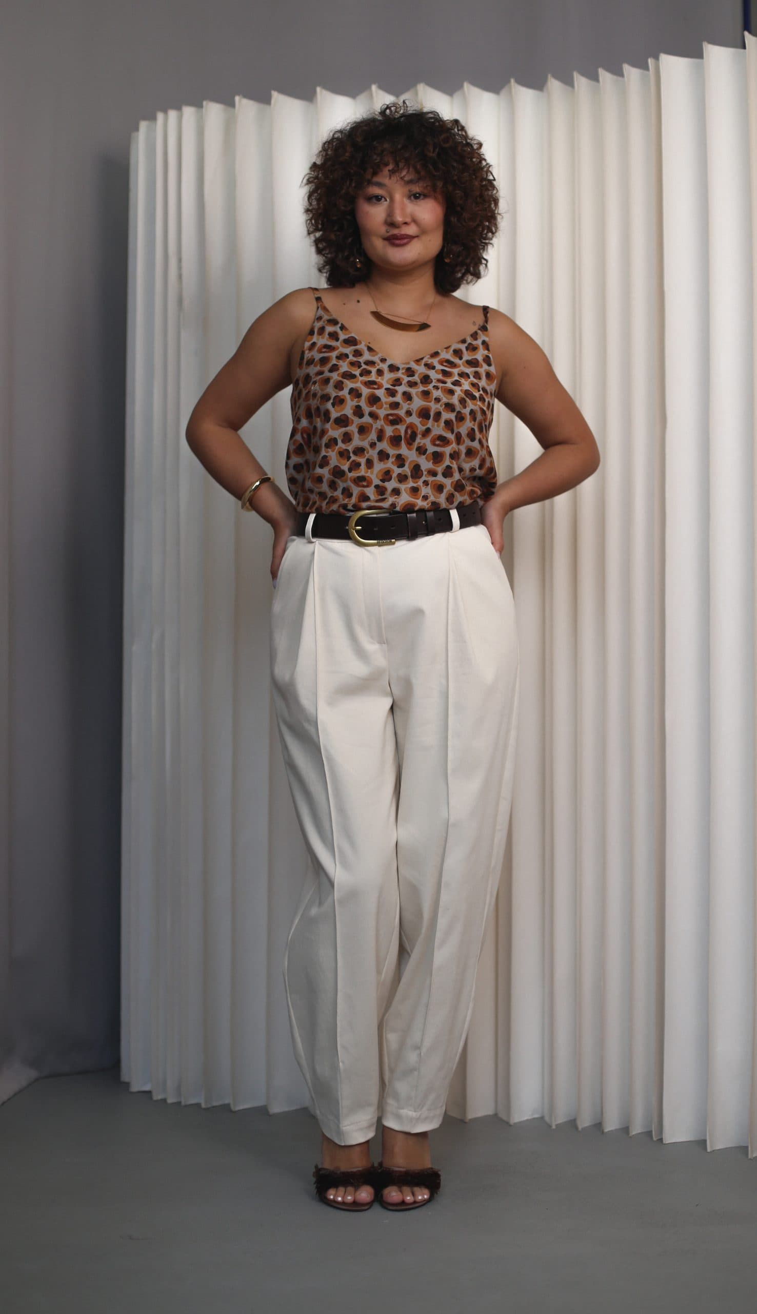 Джинсы-Бананы из денима с эластаном